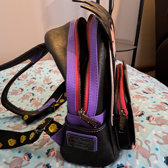 Loungefly Evil Queen backpack - Picture 9 of 9